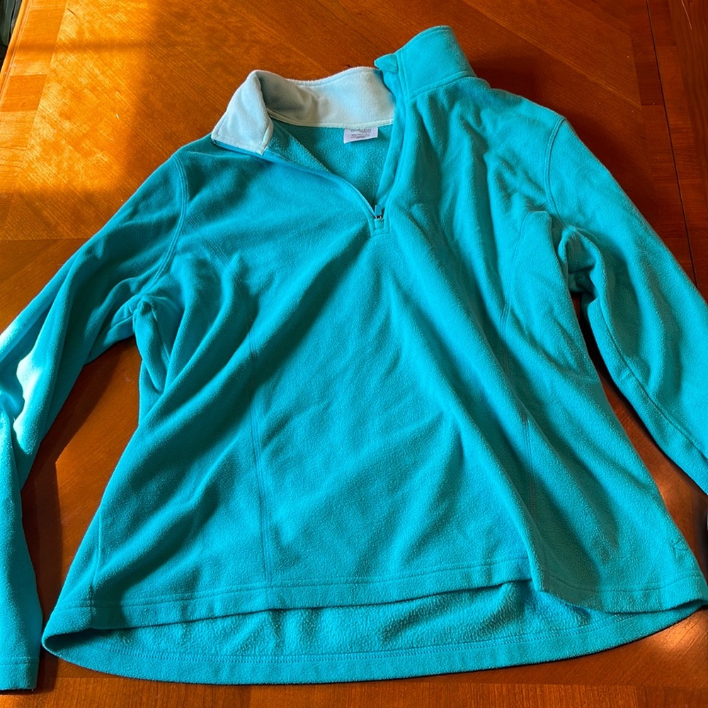 Blue Danskin Now sweater